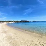 With Pool And Private Parking Apartament *