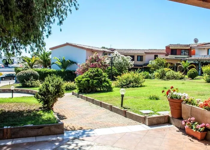 With Pool And Private Parking 公寓